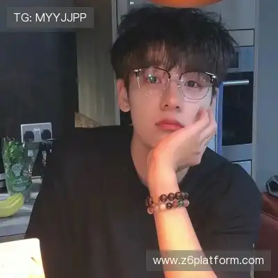杜严谦